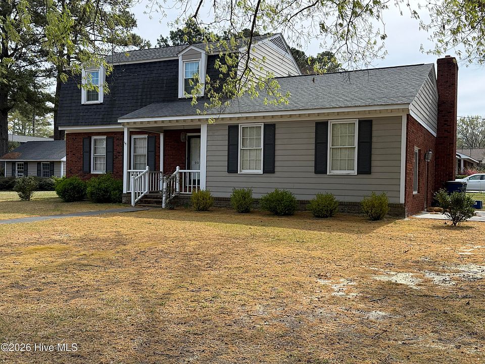 1st image of 907 Chestnut Drive