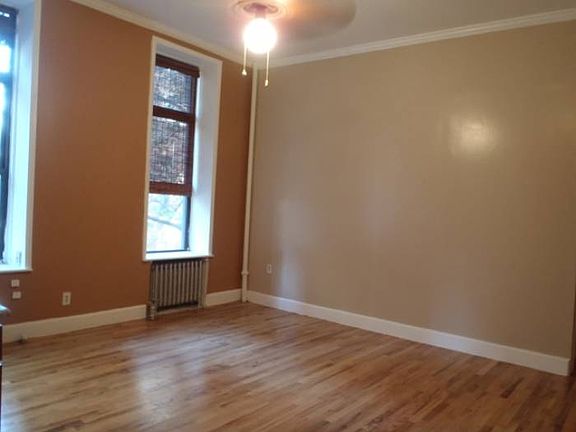 3rd image of 301 W 55th St APT 1