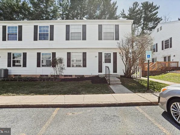 33 Brookshire Dr #A, Reisterstown, MD 21136