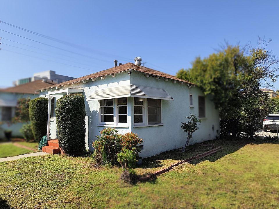 1st image of 2258 1/2 20th St