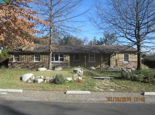 8454 Keokuk Ave, Winnetka, CA 91306