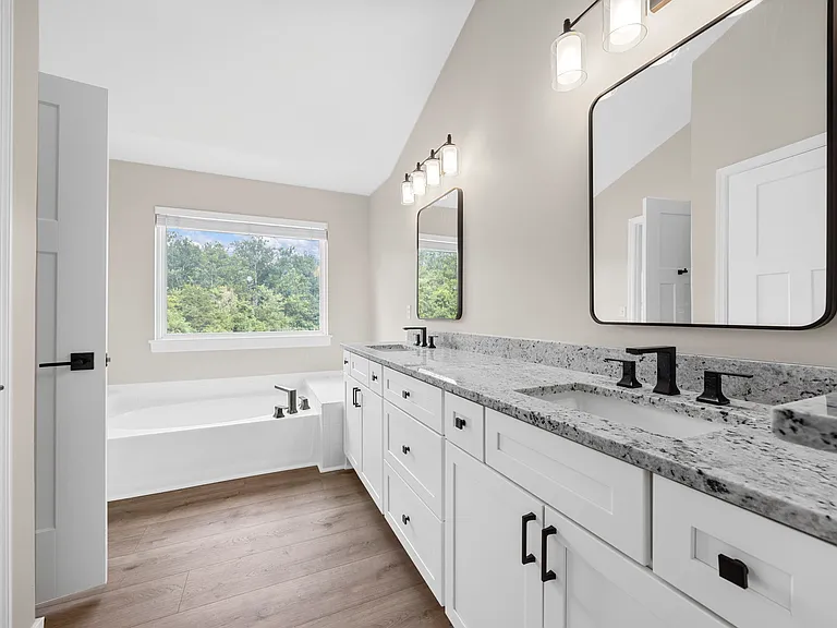 8050 Knights Crossing Dr — Photo 43