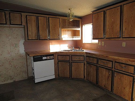 5th image of 2448 S Fickett Ave