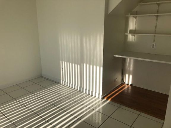3rd image of 1054 Humber Cir