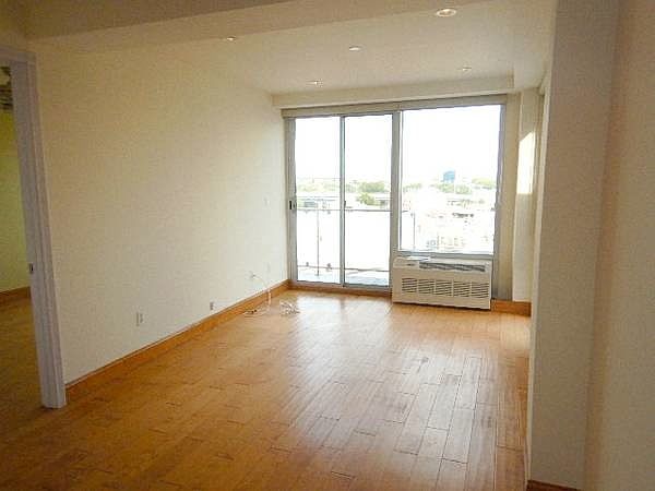 1st image of 2618 21st St