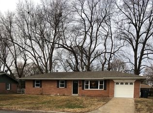 511 N 43rd St, Belleville, IL