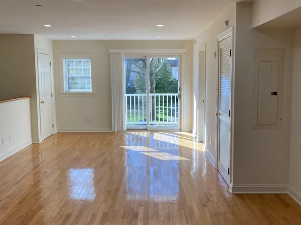 (undisclosed Address), Stamford, CT 06905