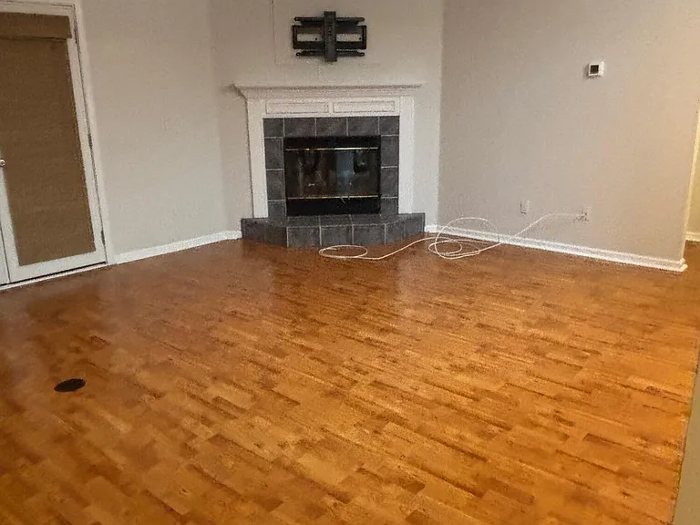 1508 Irishwood Ct — Photo 3