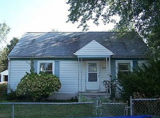 233 Elmwood Dr, Lexington, KY 40505