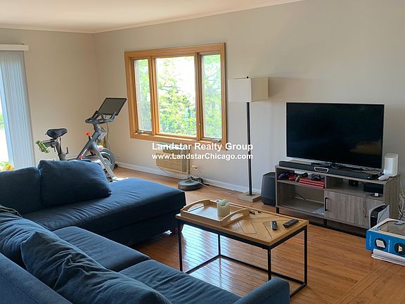 3rd image of 1316 W Fargo Ave APT 506