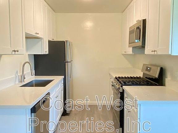 2nd image of 4784 Bermuda Ave #G