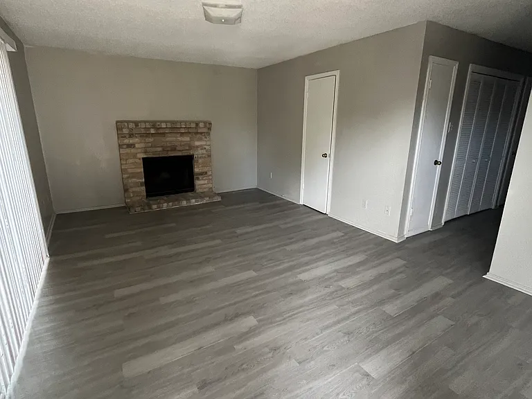 1048 Oregon Ave #B — Photo 13