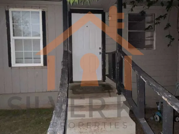 1410 SW 6th St, Lawton, OK