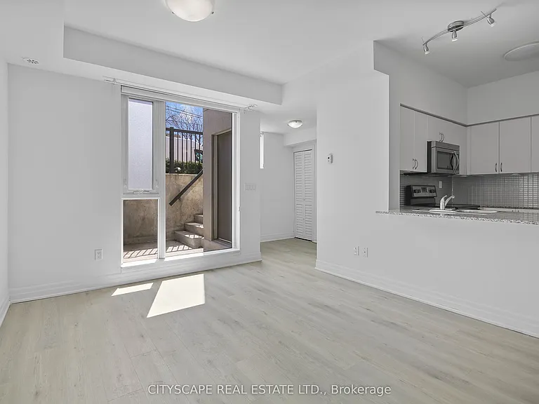 370 Wallace Ave #501 — Photo 16