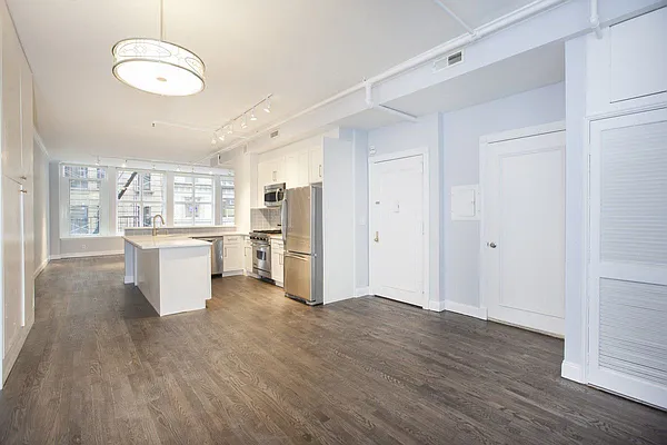 Rented by Yael Dunsky Real Estate | media 22