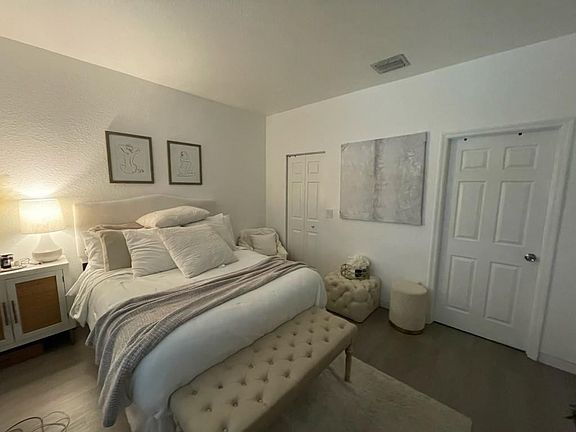 3rd image of 2590 NE 3rd Drive #201