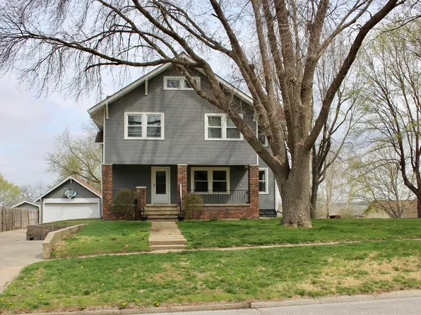 910 E 9th St, Atlantic, IA 50022