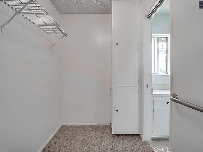 6310 Avenue De Palma — Photo 20