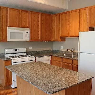 2nd image of 95076 Firethorne Way