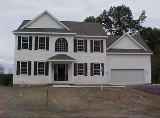 35 Ternan Ave E, Rensselaer, NY 12144