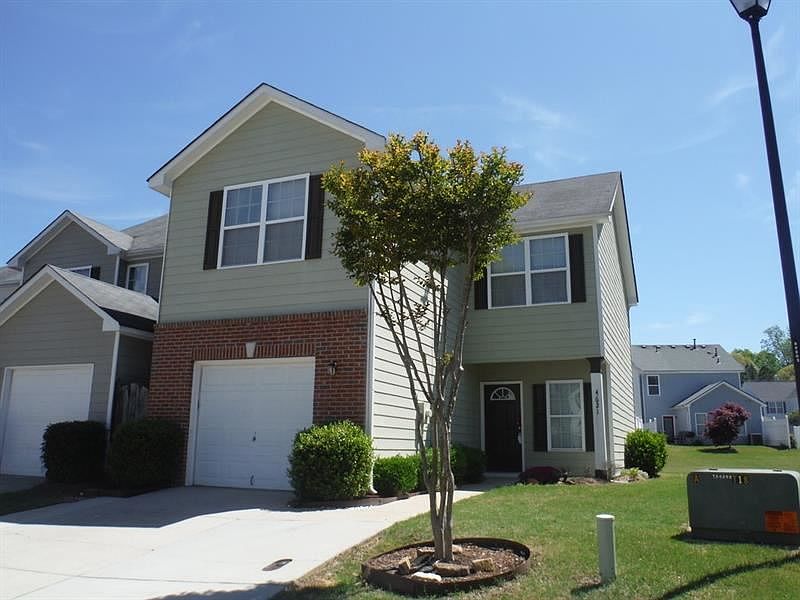1st image of 4621 Blue Iris Way