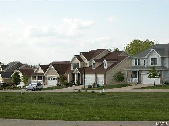 1st image of 1583 Laurel Bluffs Dr
