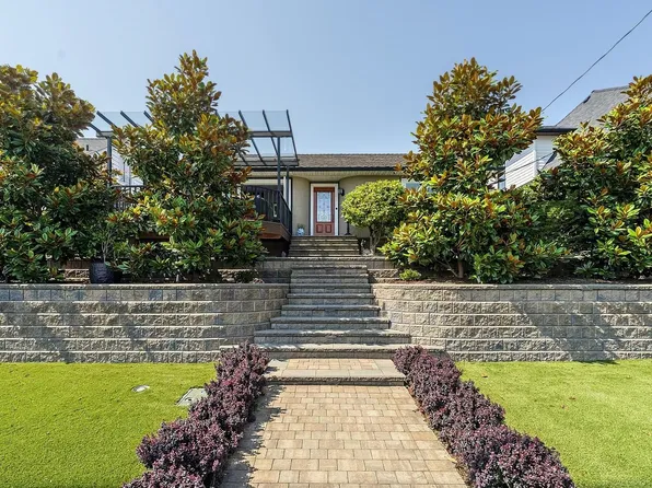1707 Nanaimo St, New Westminster, BC V3M 2G7