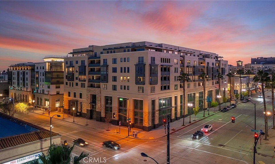 1st image of 39 S Los Robles Ave #6010