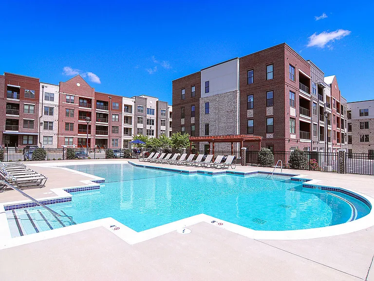 Luxury Outdoor Pool