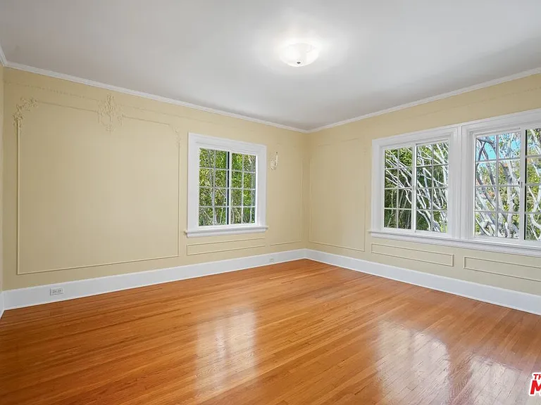 624 S Arden Blvd — Photo 13