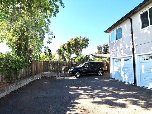 4th image of 16775 Hannah Dr Unit B