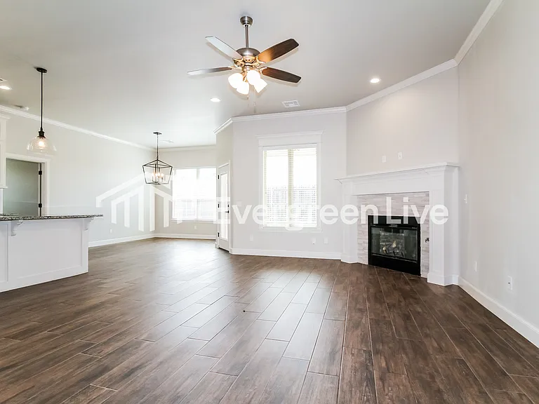4105 Lambeth St — Photo 4
