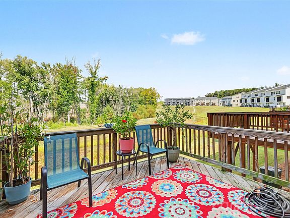 3rd image of 409 Lahinch Dr