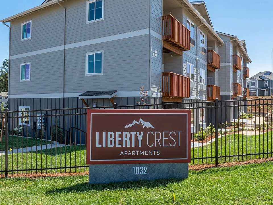 LIBERTY CREST APARTMENTS