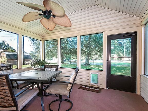5th image of 419 Twin Lakes Cir