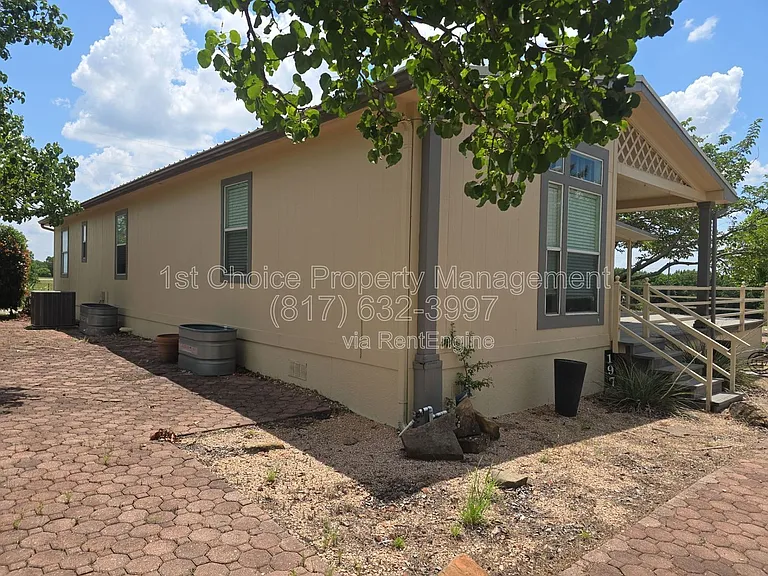 197 Private Road 4652 — Photo 4