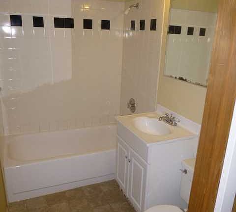 5th image of 8202 382nd Ave SE