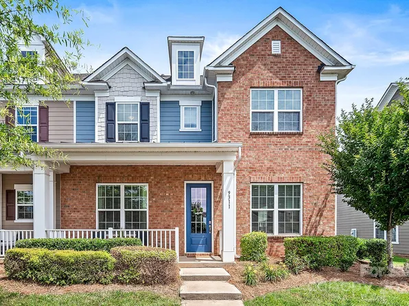 9311 Gladden Hill Ln, Pineville, NC 28134