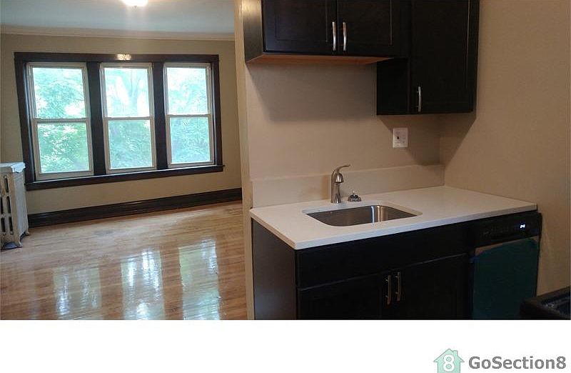 1st image of 10956 S Vernon Ave #2