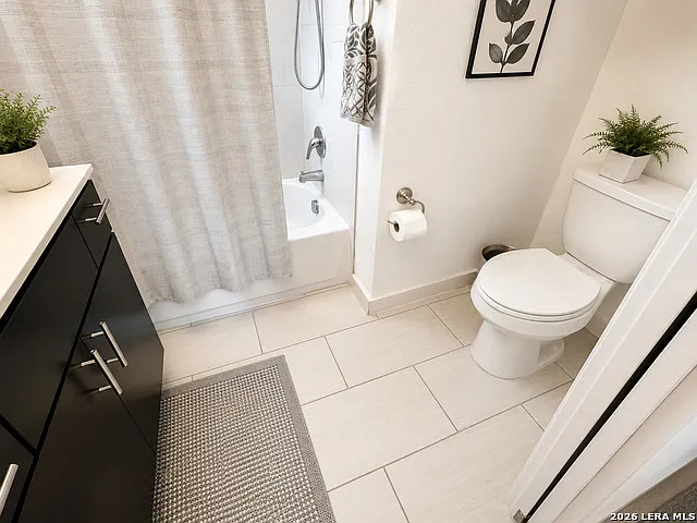 704 N Cherry St — Photo 19
