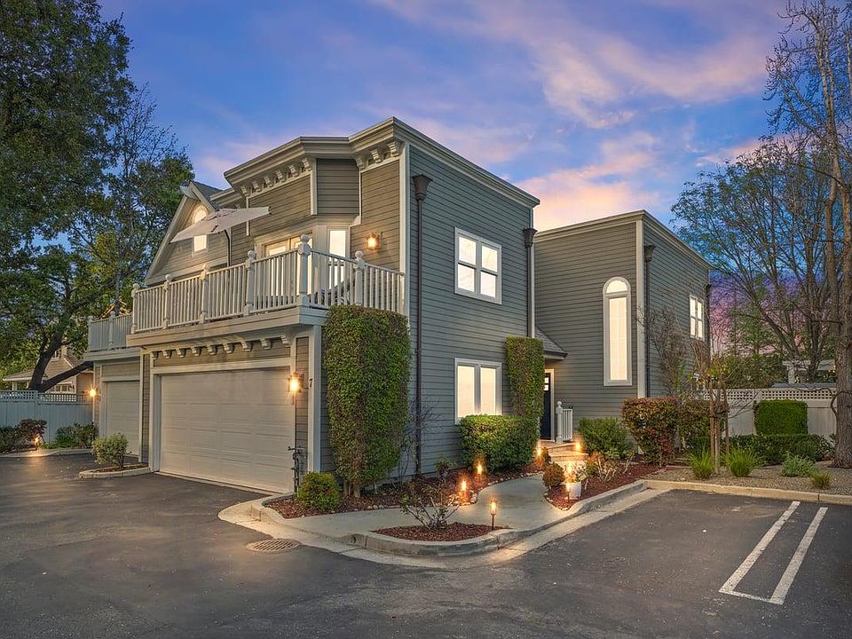 1st image of 16979 Roberts Rd Unit 7