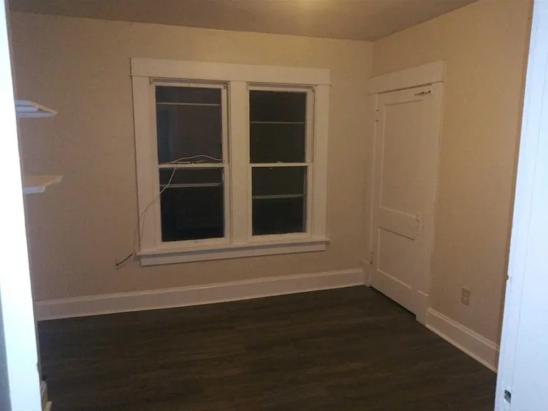 2209 Summit St #2209 — Photo 4