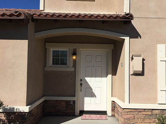 3rd image of 65568 Acoma Ave APT 101