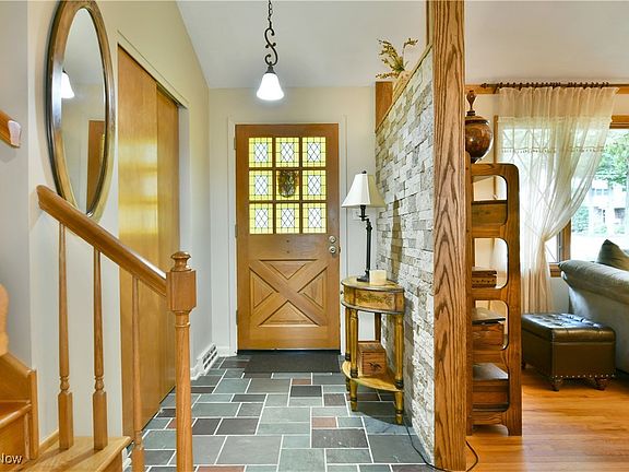 4th image of 241 Chapel Ln