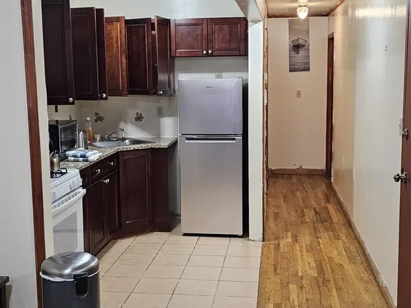 359 Monroe Street image 13 of 21