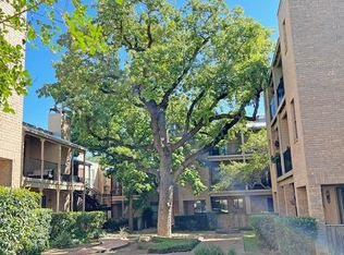 611 E 45th St APT 22, Austin, TX 78751