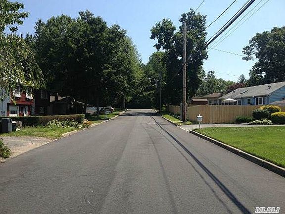 3rd image of 12 Alder Dr