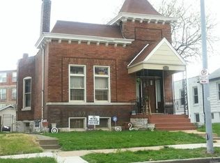 1050 Theobald St, Saint Louis, MO 63147