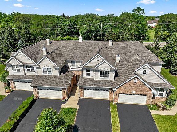 3rd image of 514 Tamarack Dr