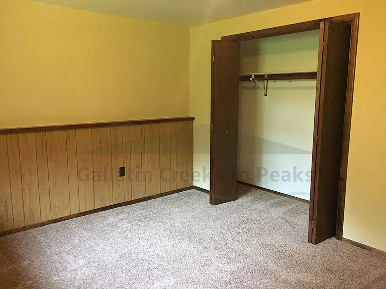 410 Henderson St — Photo 7